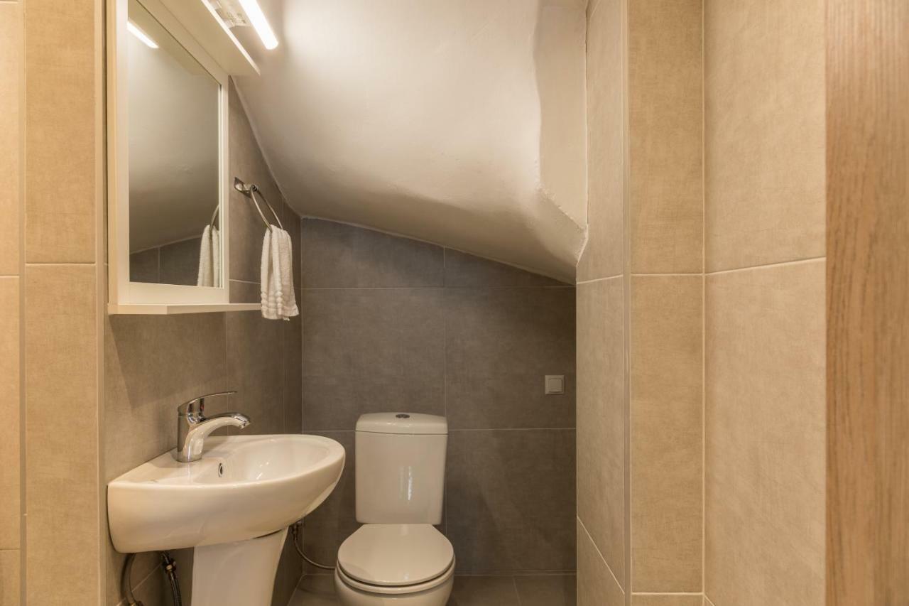 V Luxury Apartments Siviri Exterior photo
