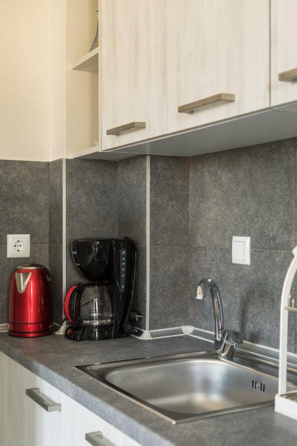 V Luxury Apartments Siviri Exterior photo